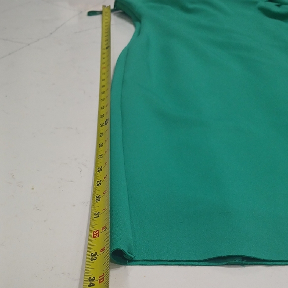 Jessica Howard Green Asymmetrical Ruffled Cocktail Dress - Picture 6 of 9